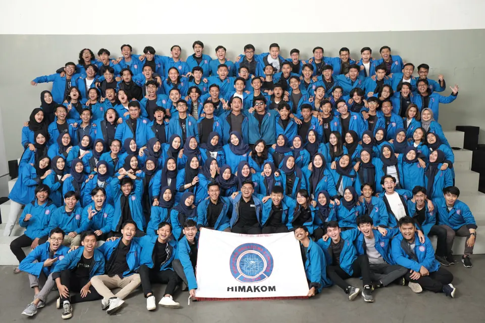 Foto bersama HIMAKOM POLBAN
